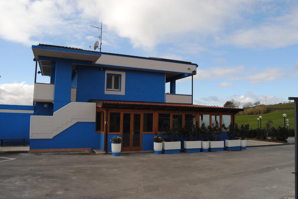 B&B Alla Corte Blu Melfi Exterior foto